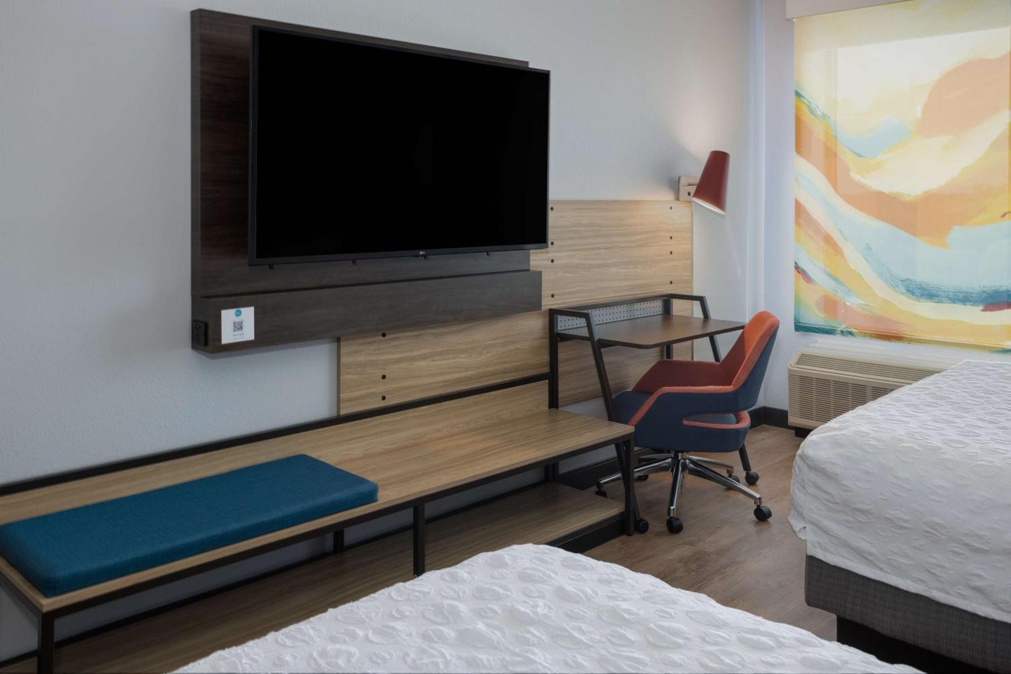 Tru By Hilton Pensacola Airport Medical Center Hotel Buitenkant foto